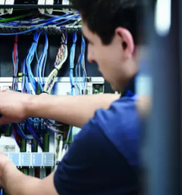 Servis strojev in opreme za brizganje plastičnih mas slovenija