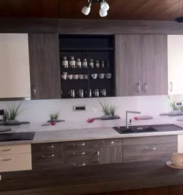 Steklene kuhinjske obloge ljubljana