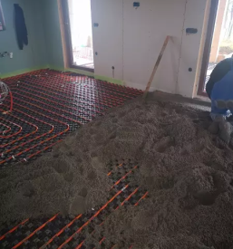 Strojni tlaki in estrihi Črnomelj, Slovenija