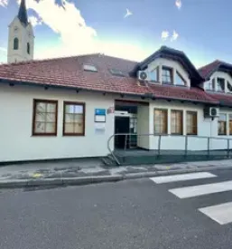 Strokovna nevrokirurgija maribor