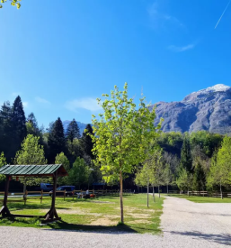 Ugoden camp bovec soca