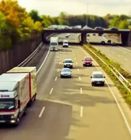 Ugoden paletni transport dolenjska