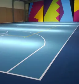 Poceni parketar