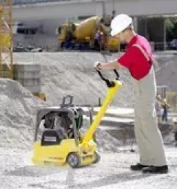 Ugodna prodaja gradbenih strojev ljubljana