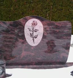 Ugodni nagrobni spomeniki Lendava