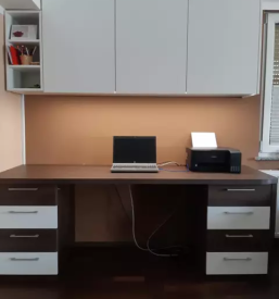 Ugodno pisarnisko pohistvo po meri ljubljana okolica