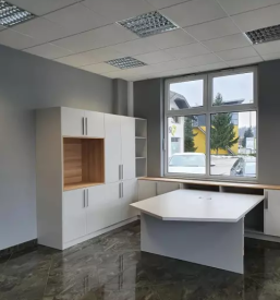 Ugodno pisarnisko pohistvo po meri ljubljana okolica