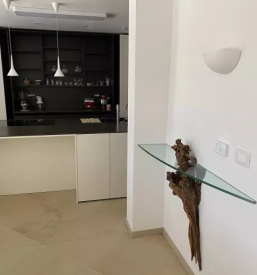 Unikatno masivno pohistvo po meri primorska