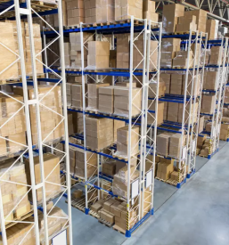 Upravljanje skladiscnih procesov v sloveniji