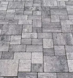 Urejanje dvorisc novo mesto okolica