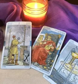 Vedezevanje s tarot kartami