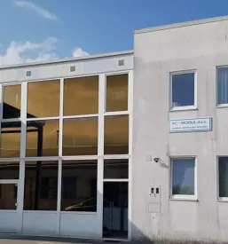 kvalitetni vibracijski dodajalniki slovenija