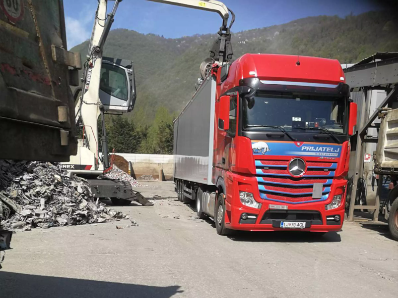 Zuverlässiger Abfalltransport Slowenien und Europa  