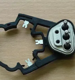 Brizganje plastičnih mas gorenjska