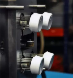 Brizganje plasticnih mas slovenija