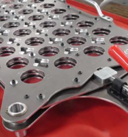 orodja za brizganje plastike in gume Slovenija