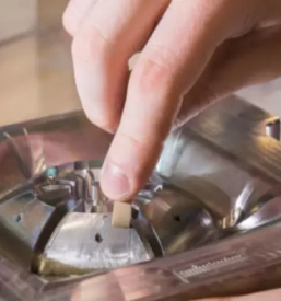 Brizganje plastike Slovenija