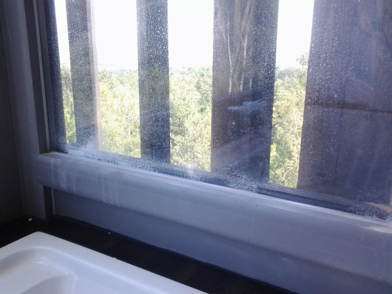 Nudimo kakovostno in ugodno čiščenje steklenih površin 