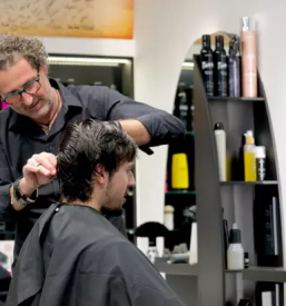 Dober frizerski studio Tržič