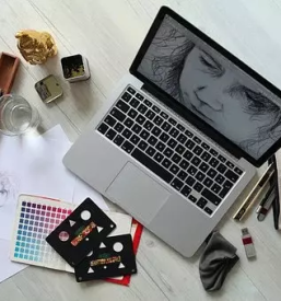 Dober graficni oblikovalec primorska