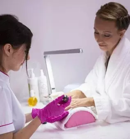 Dober kozmeticni salon obala