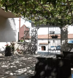 Ponudba domače gostilne Sežana