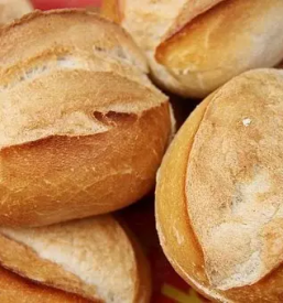 kruh iz pekarna koper