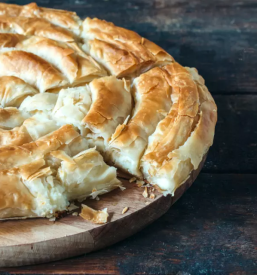 Burek iz pekarne v Ljubljani