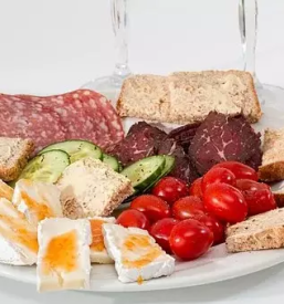 Domaci suhomesnati proizvodi primorska