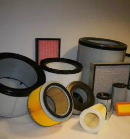 Filter z aktivnim ogljem