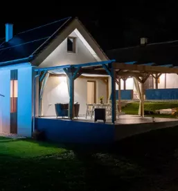 Goricke ize apartmaji s savno bazenom in jacuzzijem