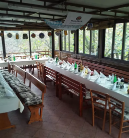 Gostilna in sobe divaca