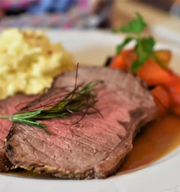 kvalitetna gostilna z a la carte hrano Sežana