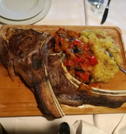 Gostišče z jedmi po naročilu Sečovlje