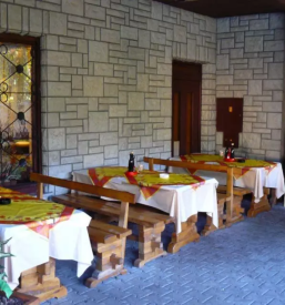 Gostilna za zakljucene druzbe sempas