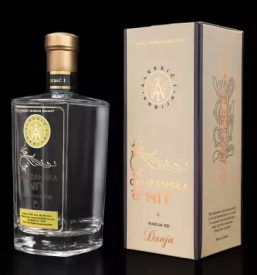 Gruzanska rakija dunja