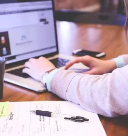 Izdelava in urejanje besedil slovenija