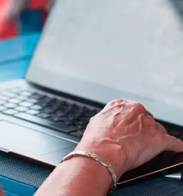 Izdelava in urejanje besedil slovenija