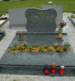 Nagrobni spomeniki Slovenija