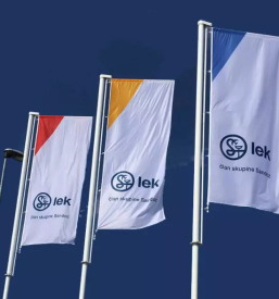 Izdelava reklamnih zastav slovenija