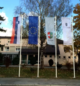 Izdelava reklamnih zastav slovenija