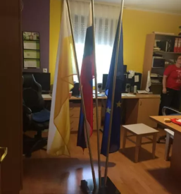 Izdelava reklamnih zastav slovenija