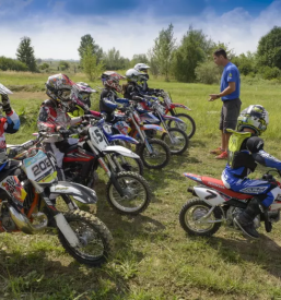 Izposoja motorja za otroke in odrasle podravska
