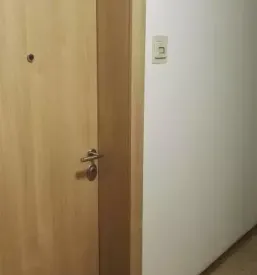 protivlomna vrata Slovenija