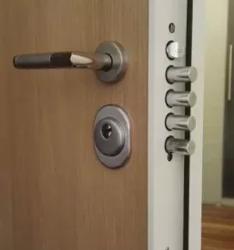 Montaža protivlomnih vrat