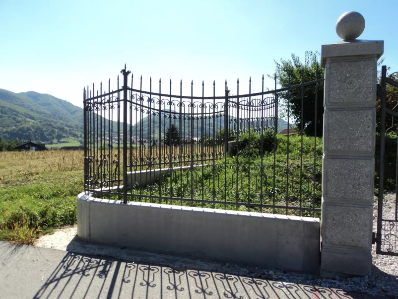 Kovane ograje po meri Slovenija dobi pri nas