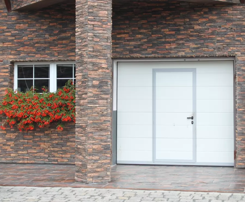 Za kvalitetna garažna vrata na Primorskem pokličite podjetje BLT d.o.o.!