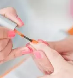 Kvalitetna manikura dolenjska