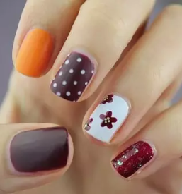 Kvalitetno podaljševanje nohtov in barber Ljubljana