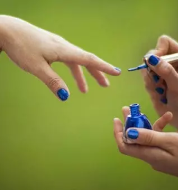 Kvalitetno podaljševanje nohtov in barber Ljubljana, okolica